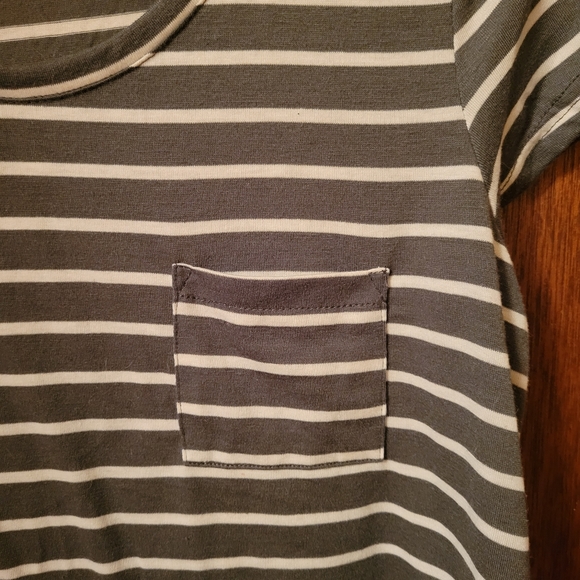 Soft striped tshirt - Picture 3 of 5